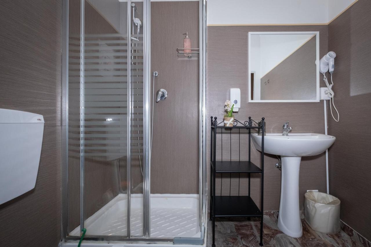 Cconforthotels R&B Semplici Emozioni Bari Exteriér fotografie