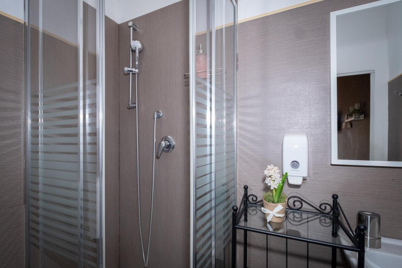 Cconforthotels R&B Semplici Emozioni Bari Exteriér fotografie